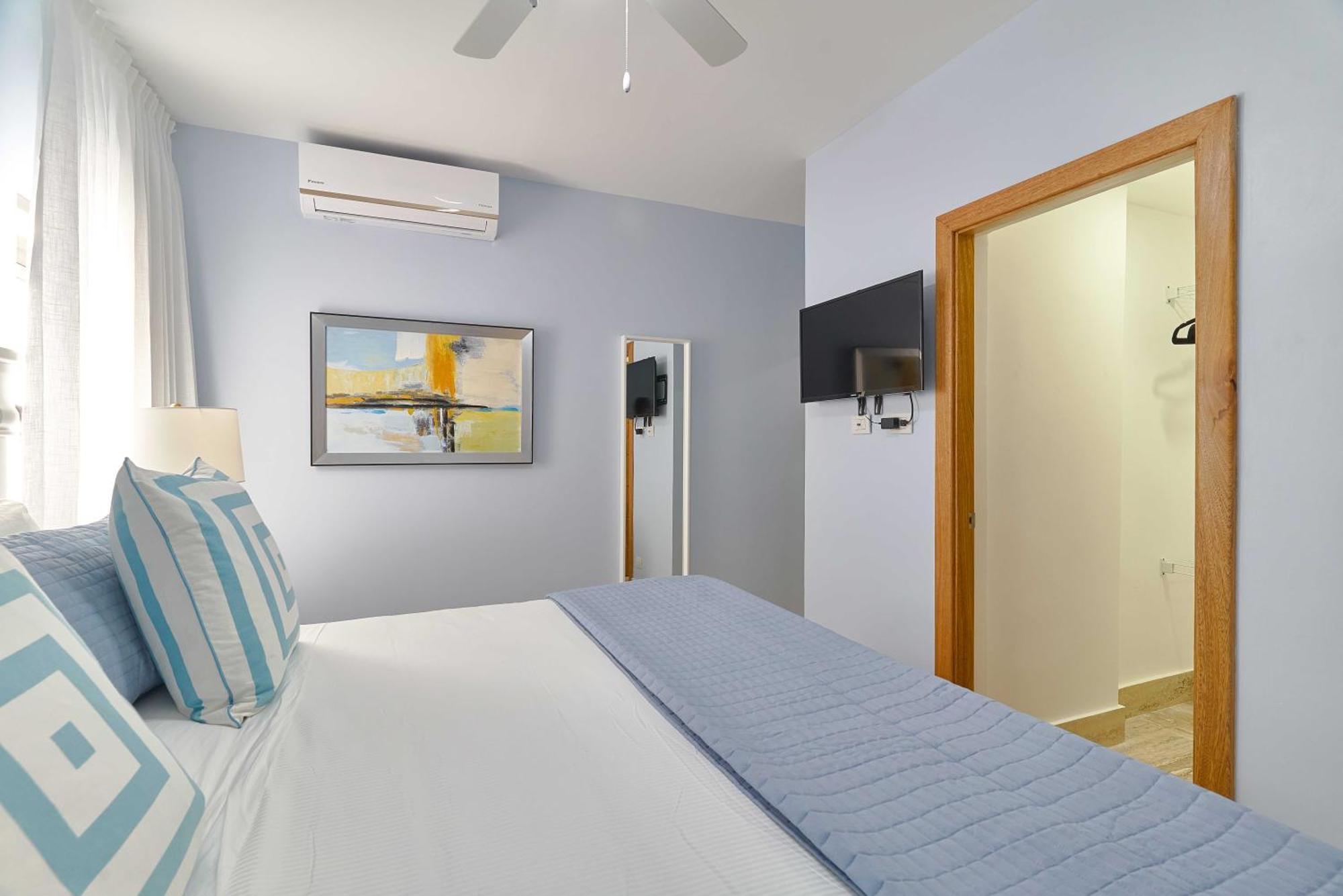Costa Atlantica Punta Cana - Beach Vacation Condos Dış mekan fotoğraf
