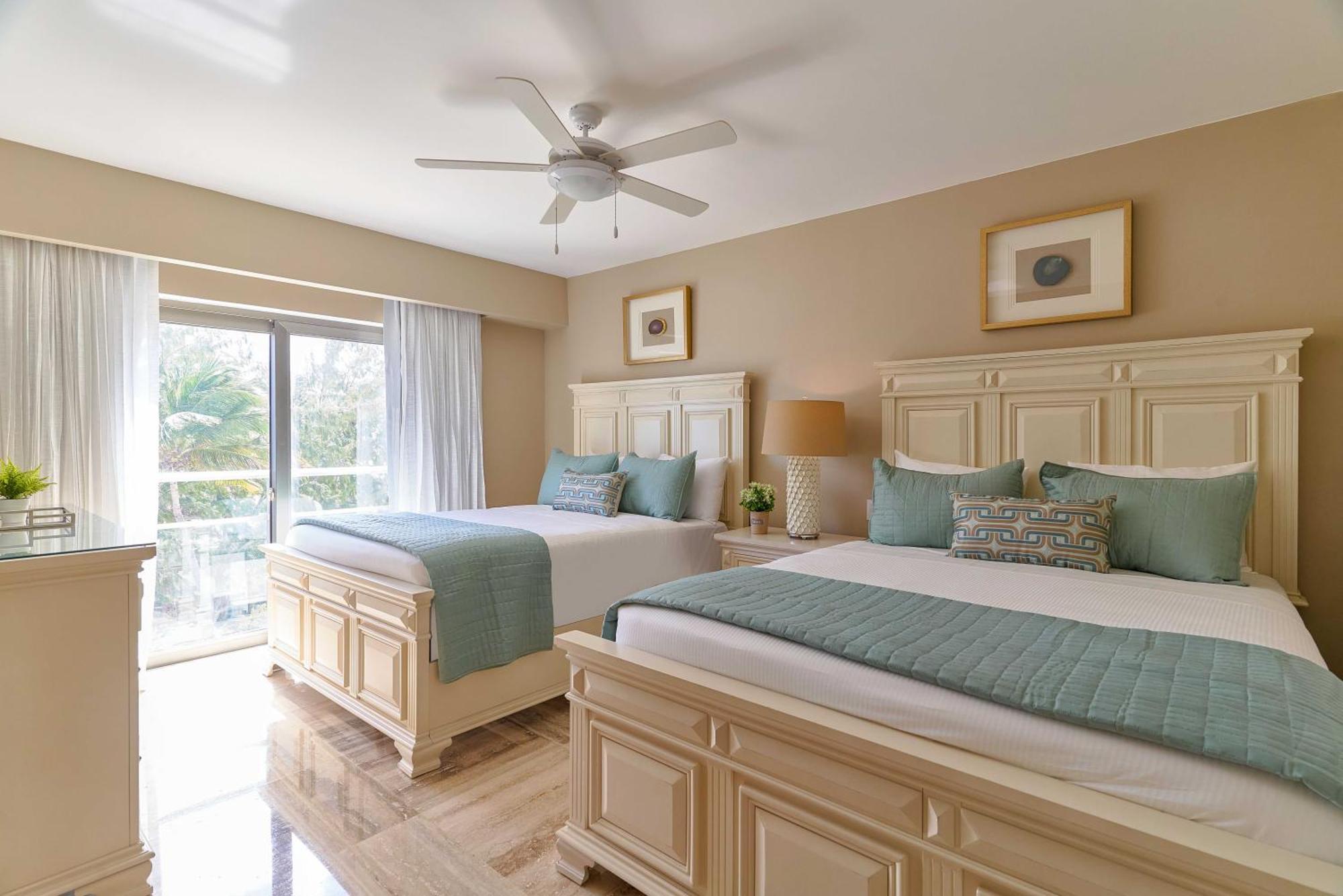 Costa Atlantica Punta Cana - Beach Vacation Condos Dış mekan fotoğraf